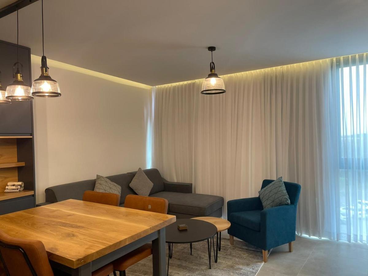 מול הים בקיסריה1 Apartment Ngoại thất bức ảnh